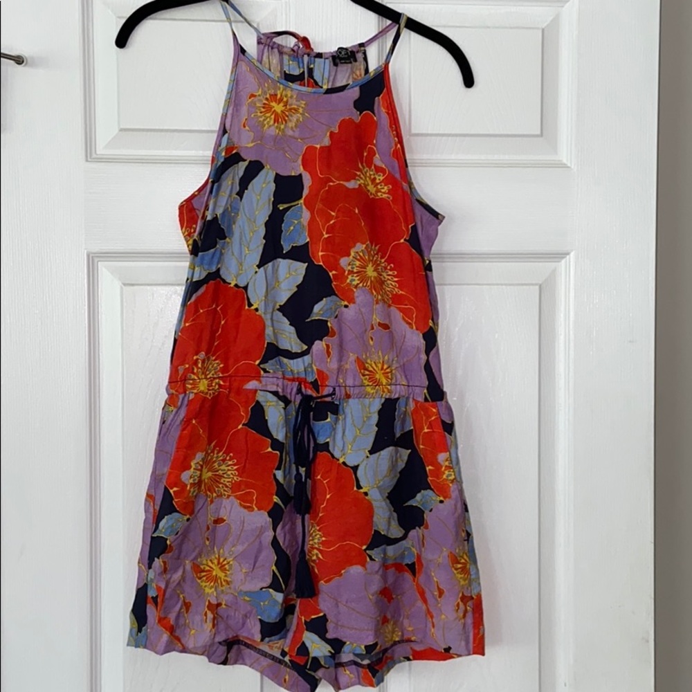 LIKE NEW Beautiful jumpsuit